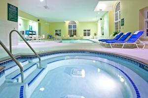 Hotel La Quinta By Wyndham Milwaukee Delafield