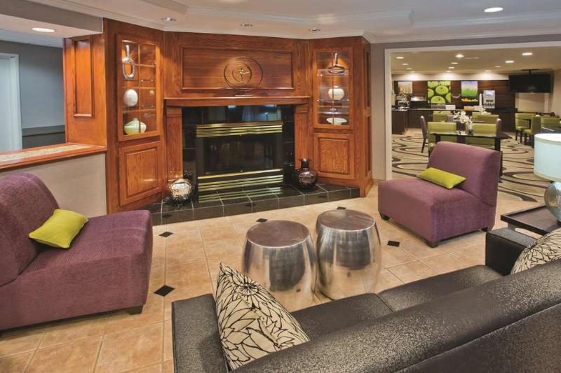 Hotel La Quinta By Wyndham Milwaukee 3*