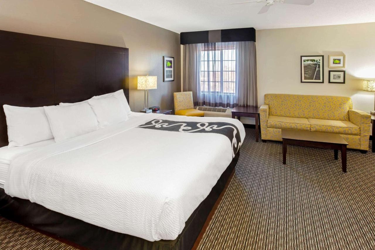 La Quinta By Wyndham Milwaukee